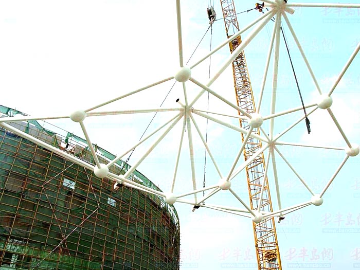 兴安盟体育馆网架安装